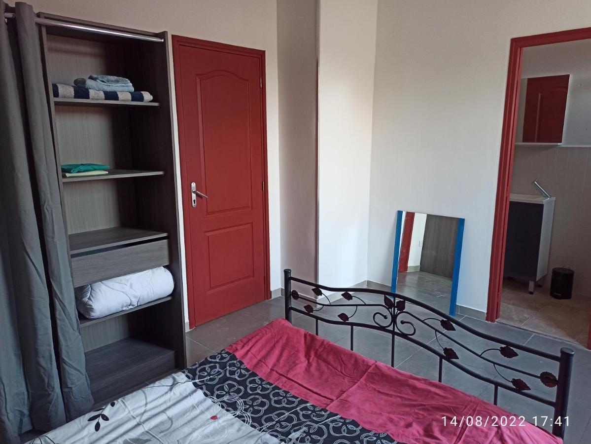 Porte Rouge Capendu Esterno foto